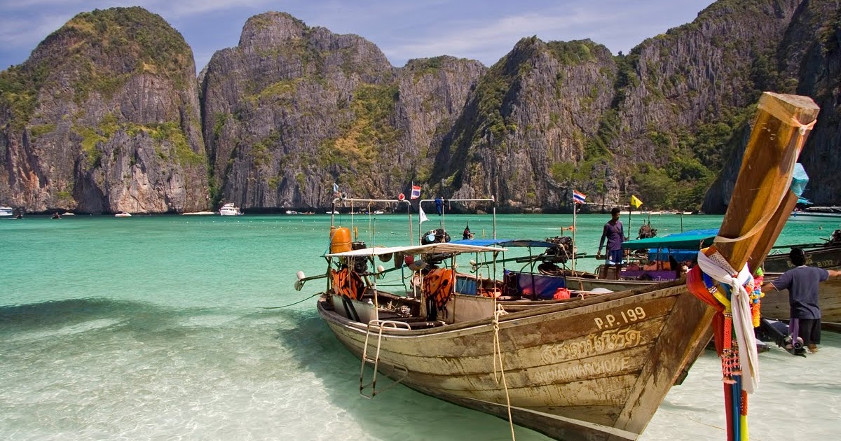 Острова Пхи Пхи бухта Майя Бэй. Пляж Maya Bay. Тайланд экскурсии. Пхи-Пхи развлечение.