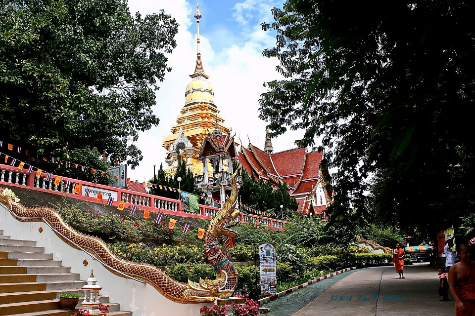 Wat. Таиланд doi Luang. Дой Сакет. Wat уфъ.