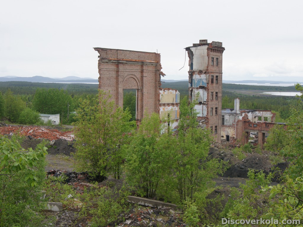 Поселок африканда мурманская. Поселок Африканда 2 Мурманская область. Заброшенный поселок Африканда.