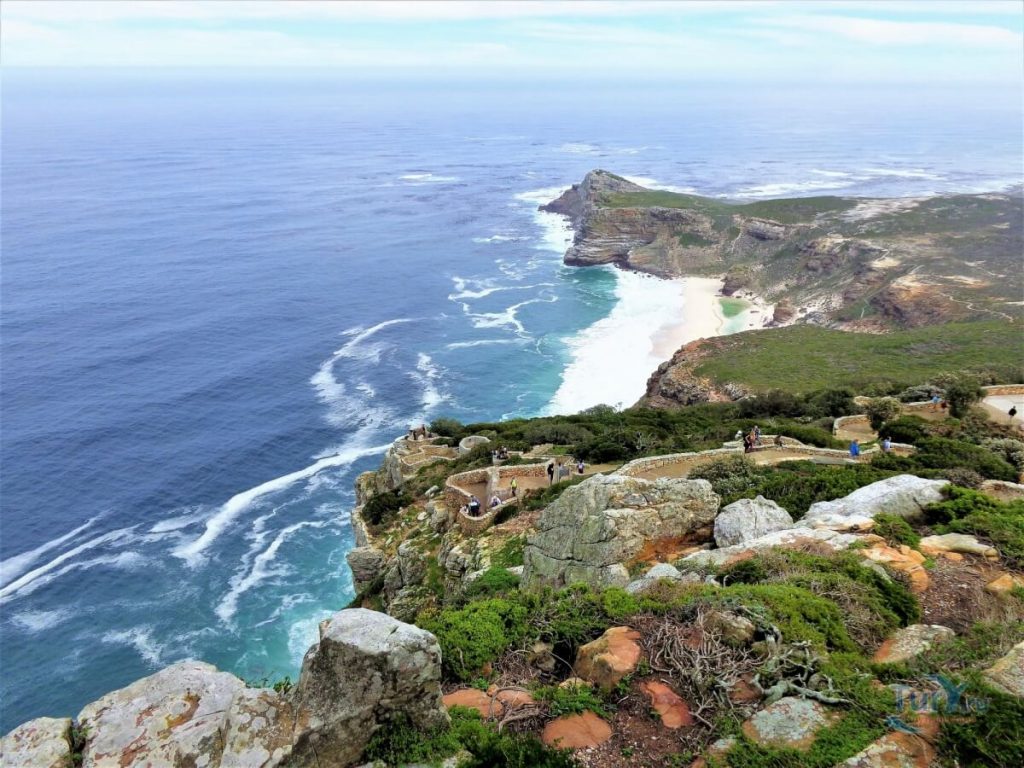 Остров доброй надежды. Кейптаун мыс доброй надежды. Крепость доброй надежды Кейптаун. Вид с мыса доброй надежды. Мыс доброй надежды вид с моря.