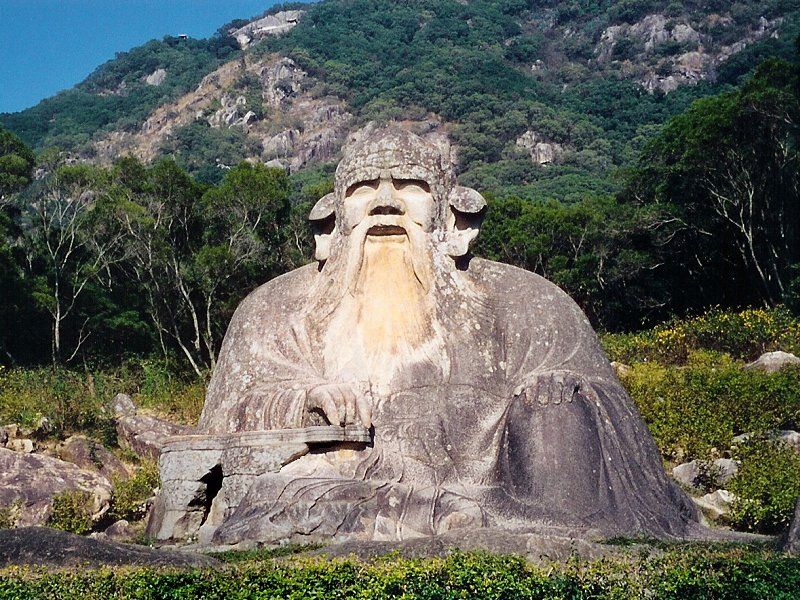 Древний китай конфуцианство даосизм. Даосизм в древнем Китае. Даосский парк небесные гроты Хайнань.