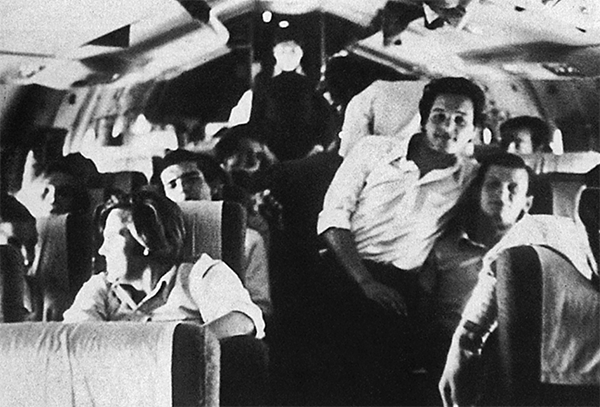 Анды 1972. Самолет Анды 1972 Паррадо. Крушение самолета над Андами в 1972.