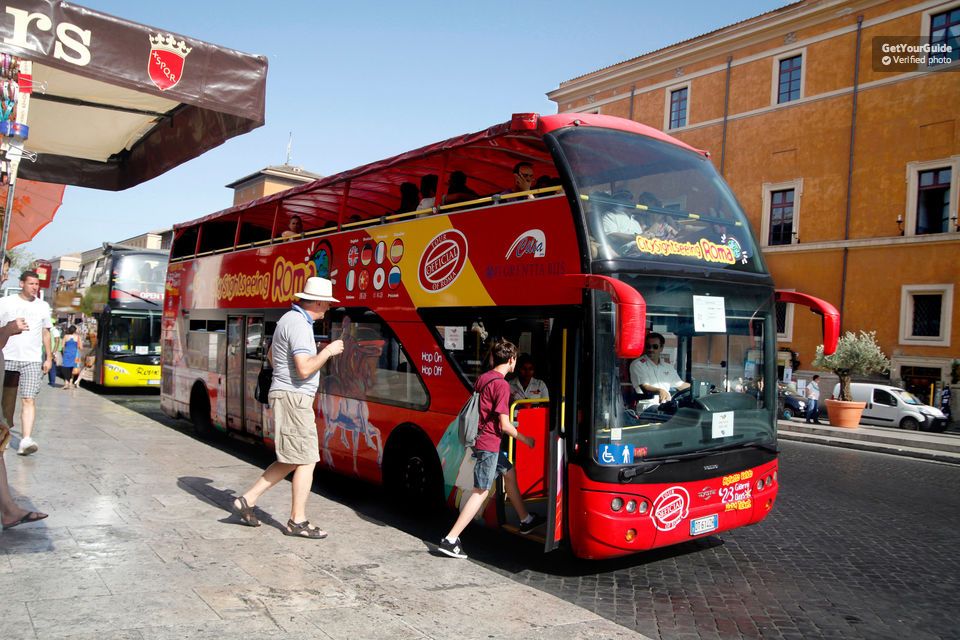 Sightseeing Bus