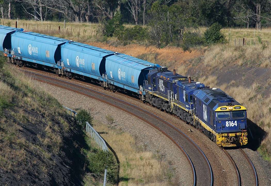 Большой поезд большую дорогу. Поезда Австралии. Длинный поезд. Самый большой поезд.