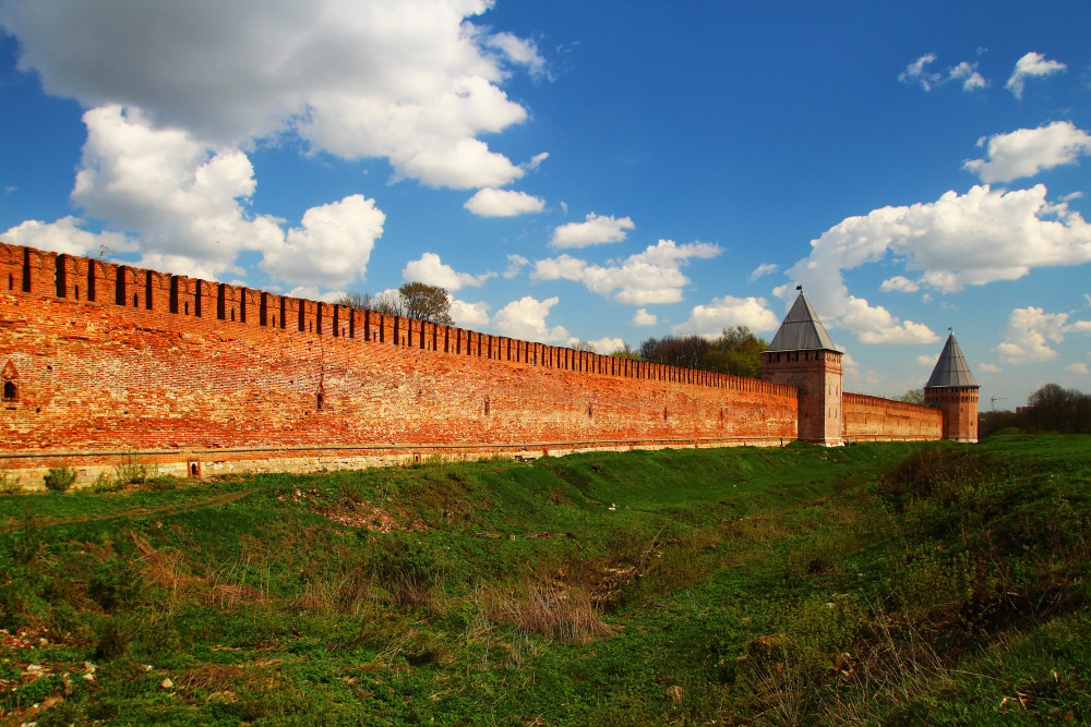 Смоленская крепость. Великая Крепостная стена в Смоленске. Смоленская крепость 16122. Строительство Смоленской крепостной стены Смоленск. Смоленск белая крепость.