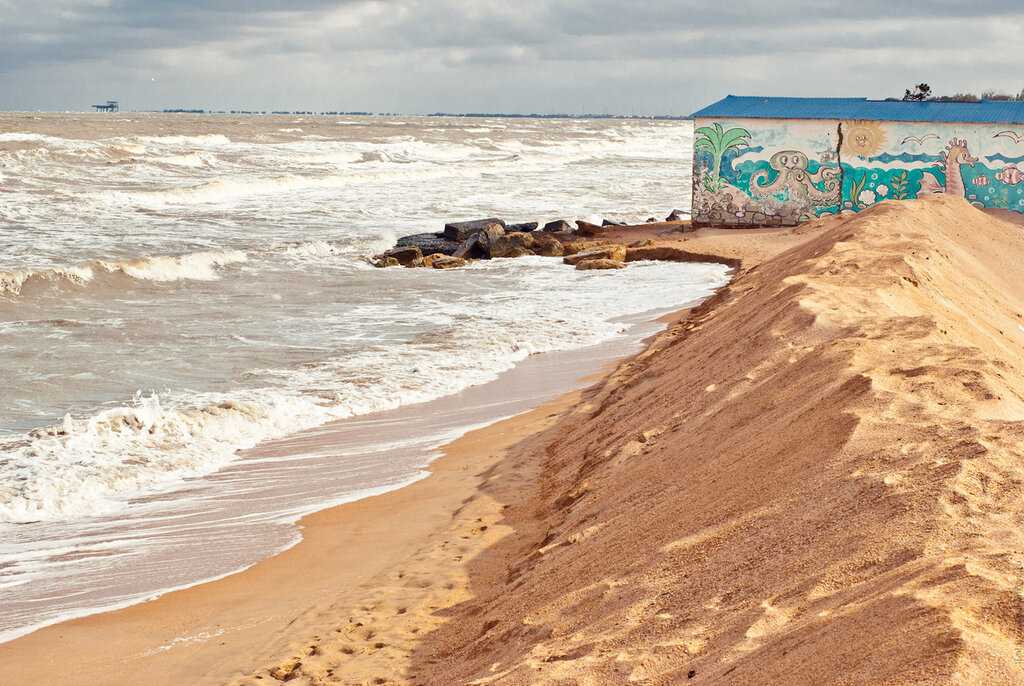 Море в голубицкой. Голубицкая. Голубицкая Азовское море. Станица Голубицкая Краснодарский край. Темрюк станица Голубицкая.