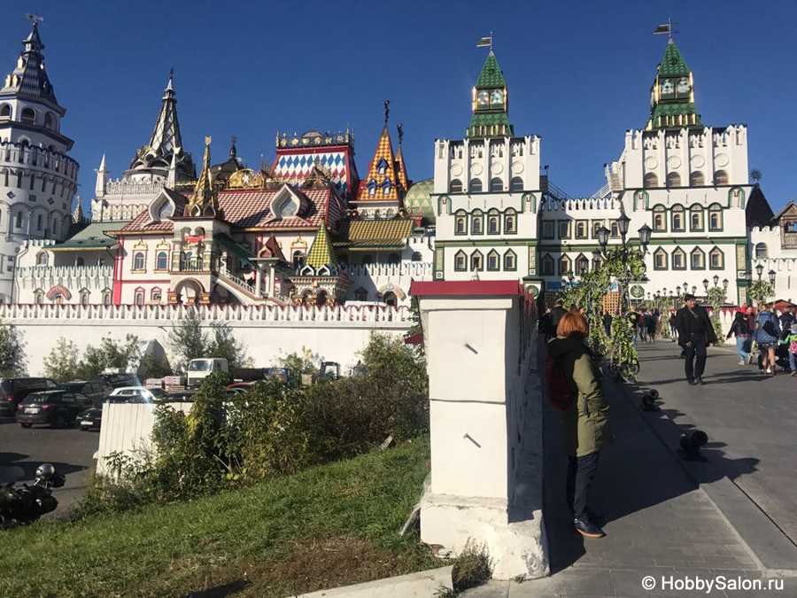 Измайловское шоссе. Измайловское шоссе 73ж Измайловский Кремль. Метро Партизанская Измайловский Кремль. Кремль Измайлово метро. Вернисаж Кремль Измайлово метро.