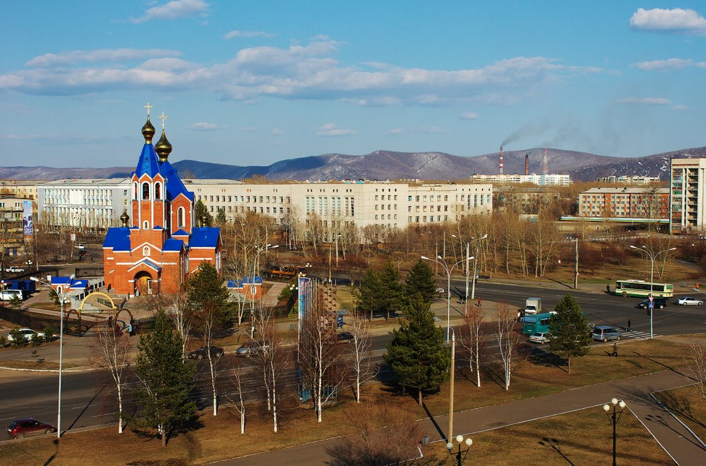 Хабаровск точное. Город Комсомольск Хабаровский край. Город Комсомольск-на-Амуре Хабаровского края. Комсомольск на Амуре картинки. История города Комсомольска-на-Амуре.