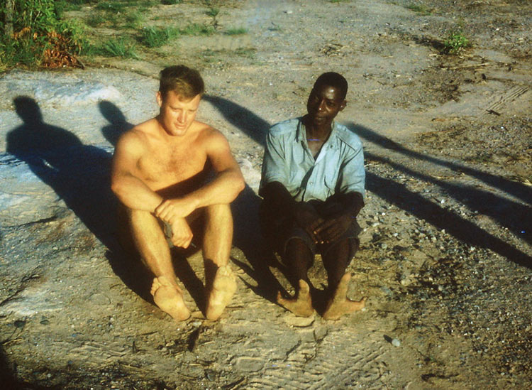 африканское племя с двумя пальцами на ногах