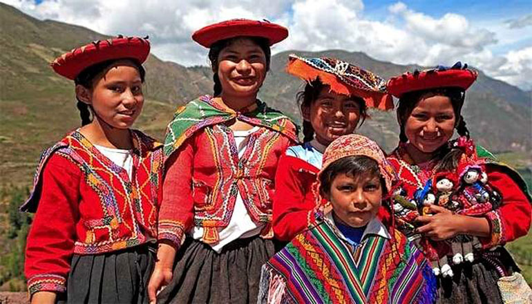 Племена жившие в италии. Народы Перу. Жители Перу перуанцы. Перу кечуа. Перуанцы латинская Америка.