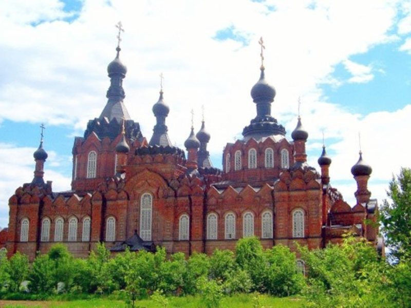 Казанская женская пустынь шамордино. Женский монастырь Шамордино Калужская. Казанская Амвросиевская пустынь Шамордино. Храм в Шамордино Калужской области. Казанская Амвросиевская женская пустынь Шамордино.