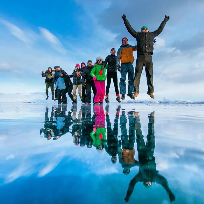 Экскурсионные туры в марте. Байкал зимой туризм. Люди на Байкале. Тур на Байкал зимой. Путешествие зимой.