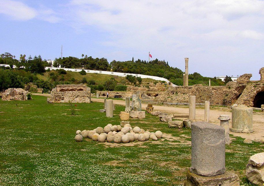 Карфаген в древности. Развалины Карфагена. Руины Карфагена Тунис. Древний город Карфаген в Тунисе. Развалины Карфагена в Тунисе.