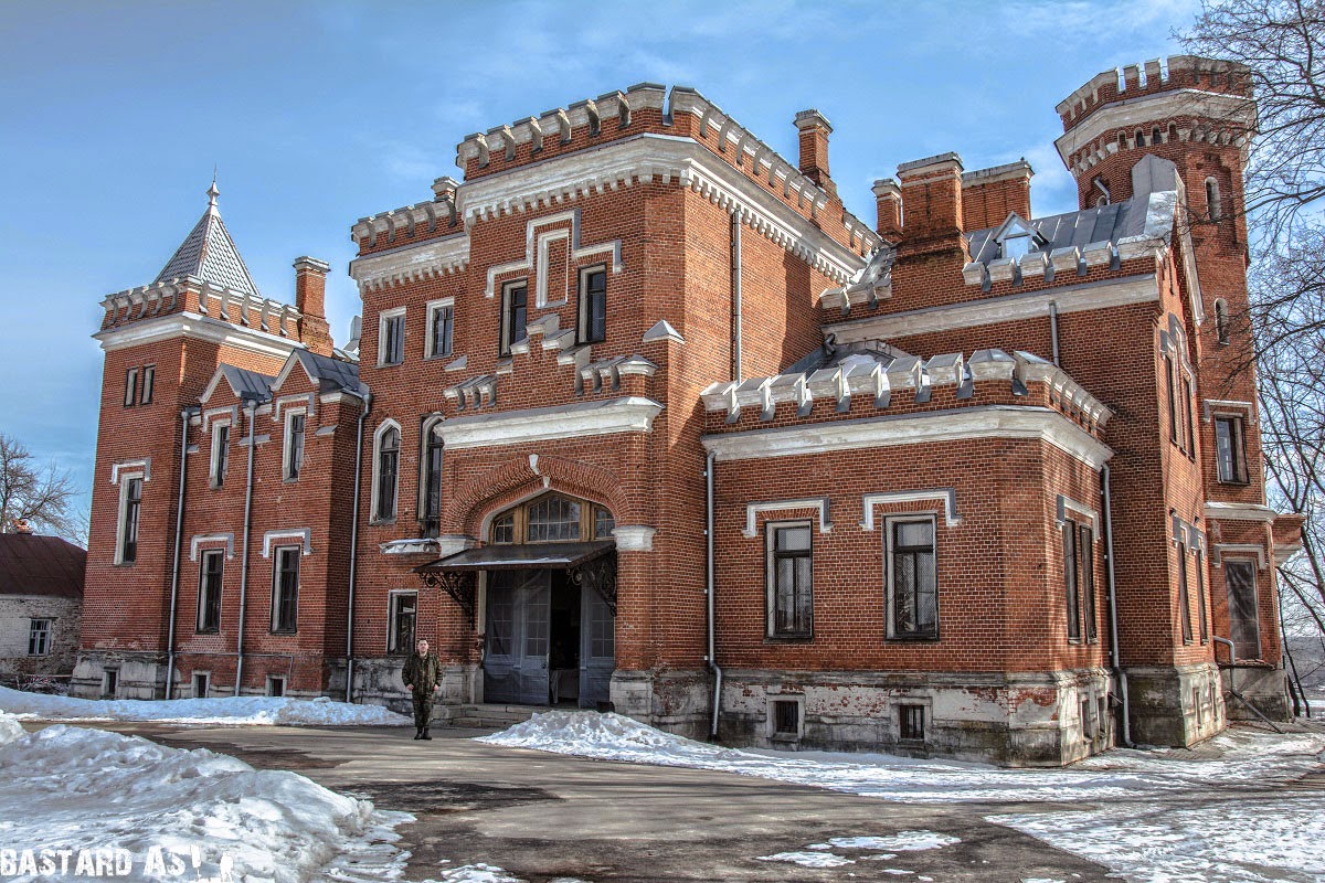 Фото замка ольденбургских. Дворец Ольденбургских Воронеж. Рамонь замок принцессы Ольденбургской. Рамонь Воронеж замок принцессы Ольденбургской.