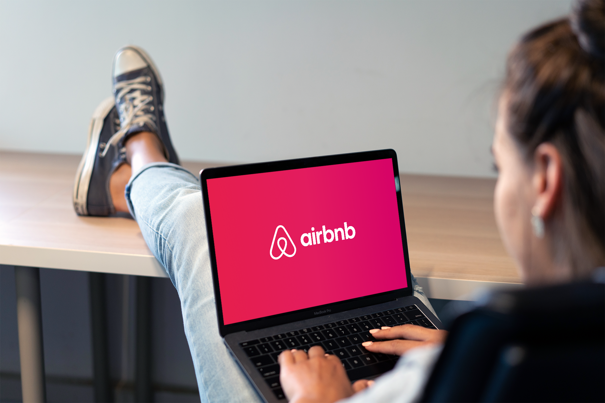 Arnbnb аренда квартир. Airbnb. Сервис Airbnb. Airbnb фото. IPO Airbnb.