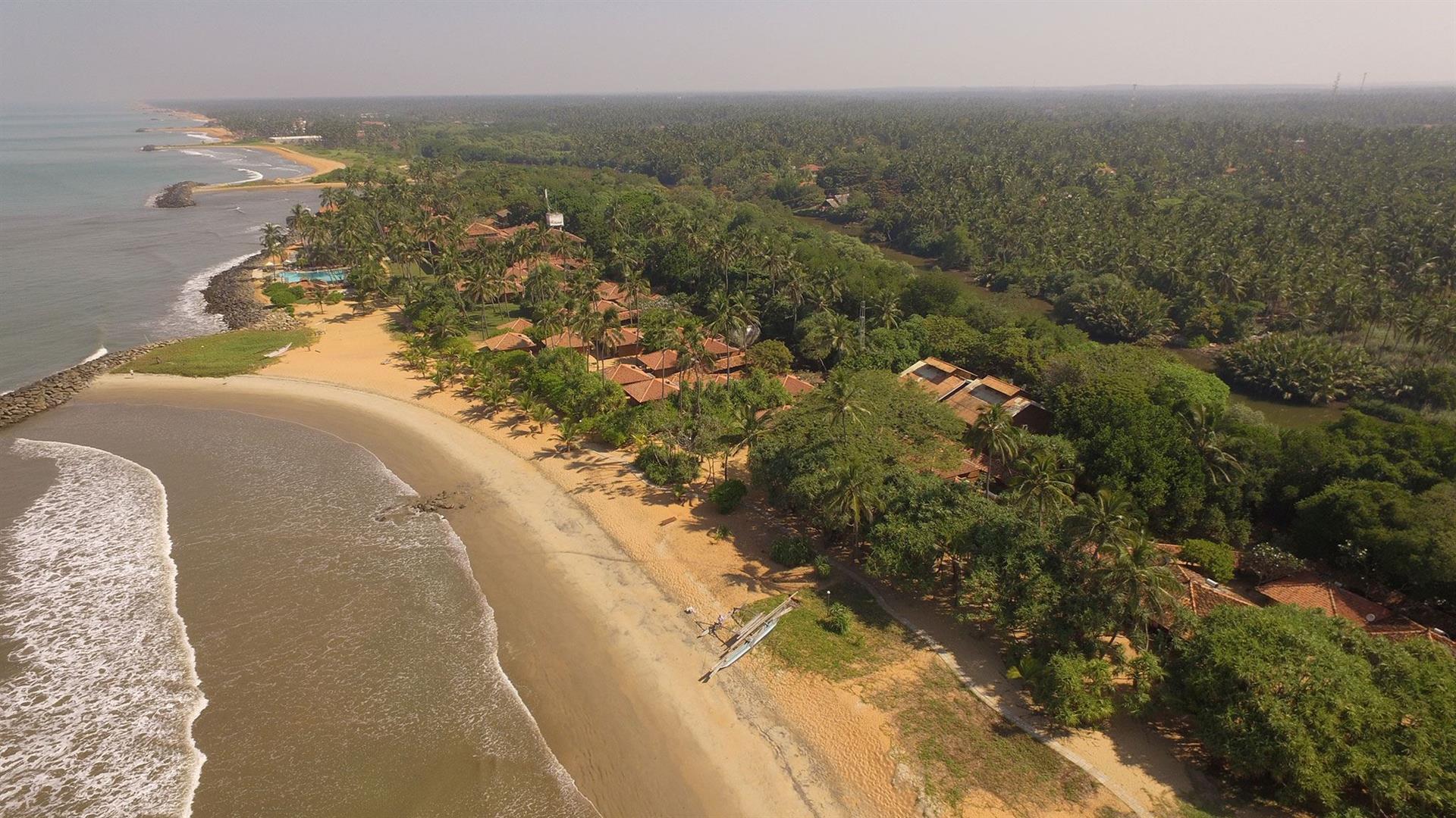 Lagoon paradise beach шри ланка. Курорт Негомбо. Шри Ланка Юго-Западное побережье курорты. Вайккал.