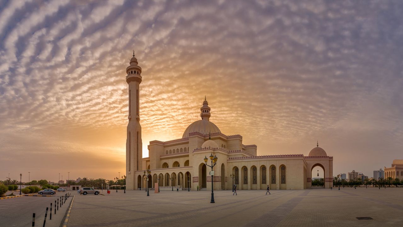 Аль матаха. Мечеть Аль-Фатиха Манама. Бахрейн мечеть Аль-Фатех. Бахрейн мечеть Бохра. Центральная мечеть Бахрейна.