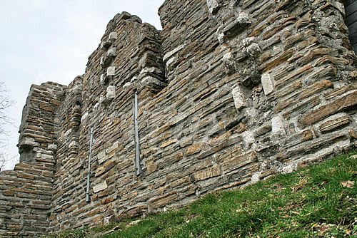 стены древнего Византийского храма