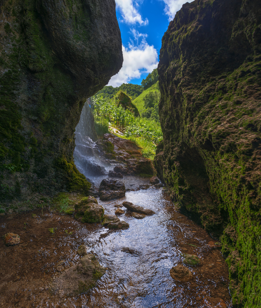 Карстовые пещеры Гришкина балка