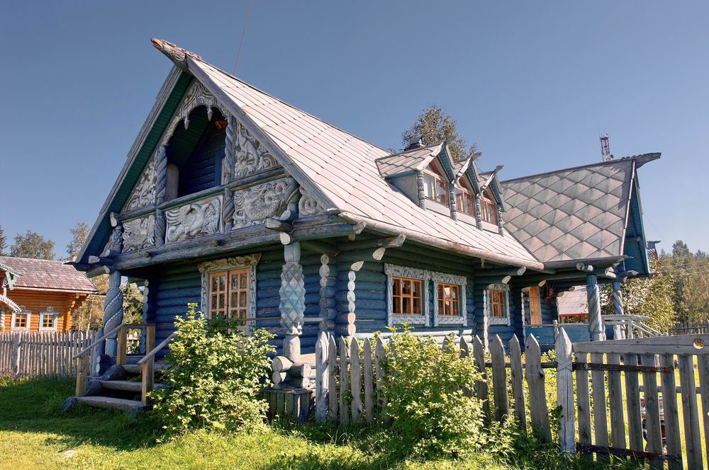Резное великолепие: русские «пряничные» домики из дерева, фото № 6