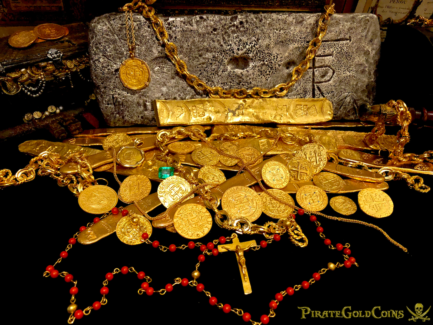 T treasure. Пиратский клад. Клад золото. Пиратское золото. Золотые сокровища.
