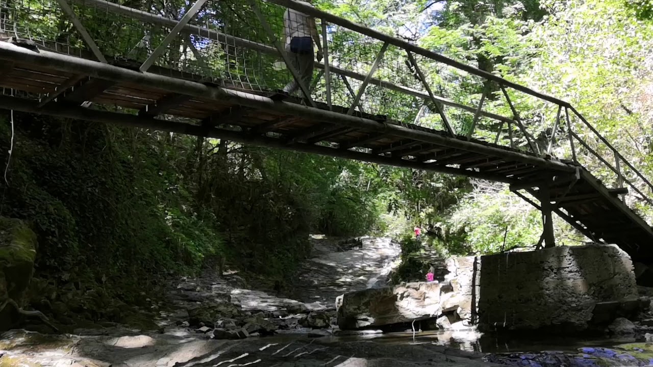 Водопад райское наслаждение в лоо. Райские водопады Лоо. Райское наслаждение Сочи Лоо. Райское наслаждение Верхнеармянское Лоо.