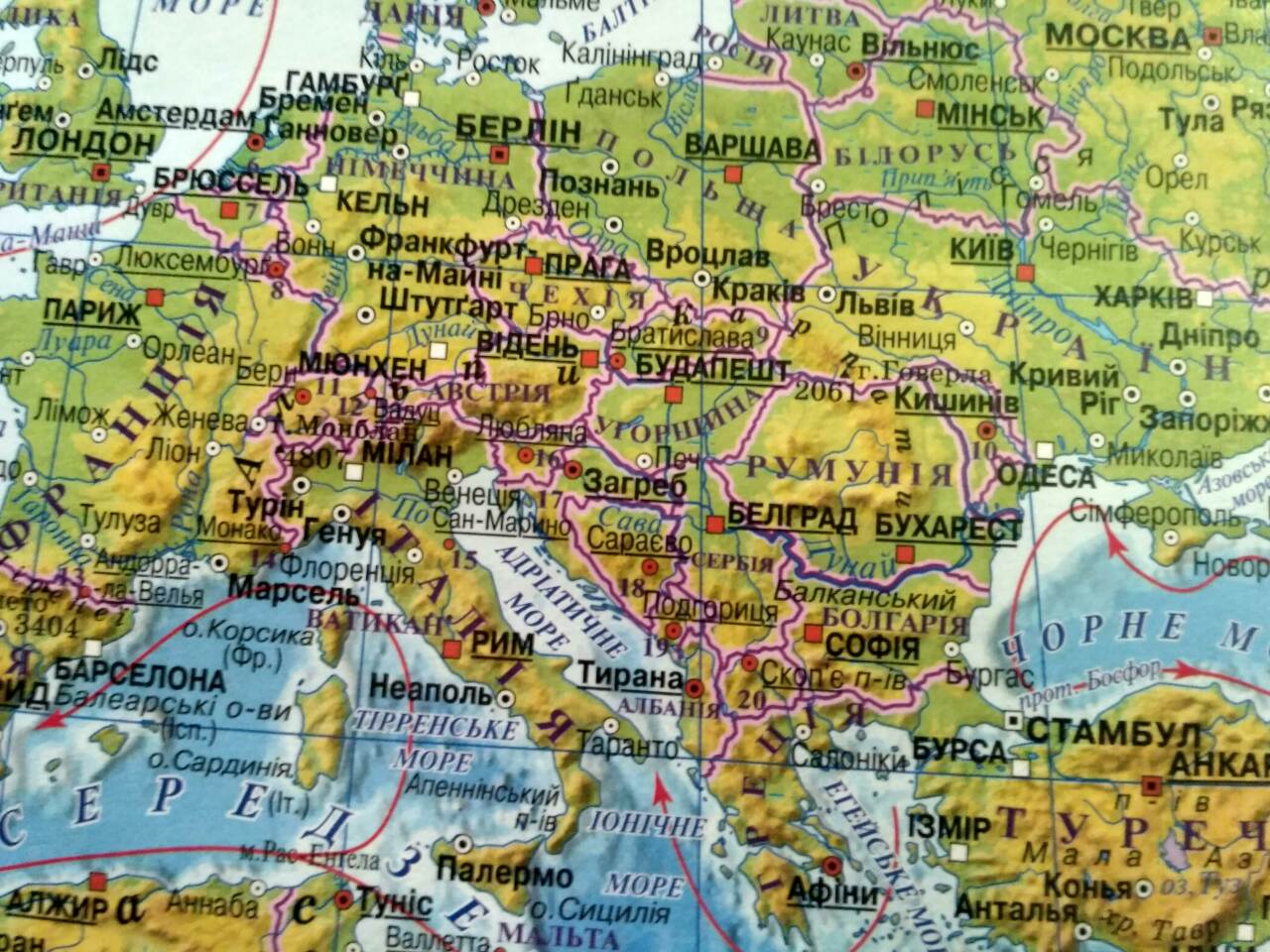 В какой стране находятся горы альпы. Альпы гора Монблан на карте. Расположение гор Альпы на карте. Альпы на карте Европы с границами государств.