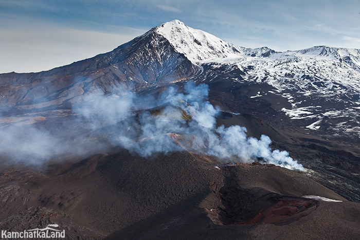 сколько действующих вулканов на Камчатке
