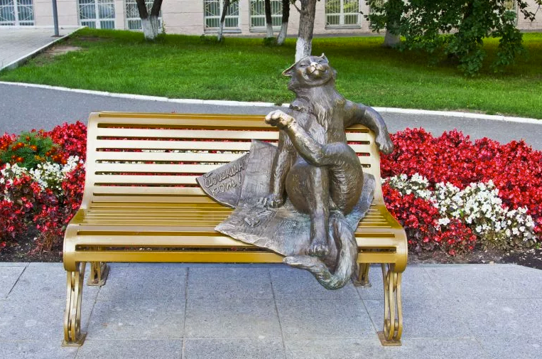 Ешкин кот (скульптура в Йошкар-Оле)