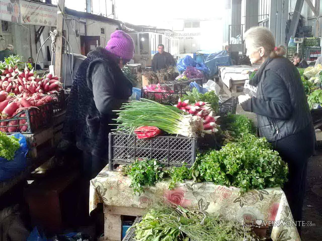 Празднование первого дня рождения ребенка