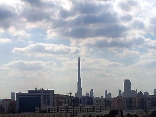 уникальные здания: Башня Бурж Халифа в Дубае