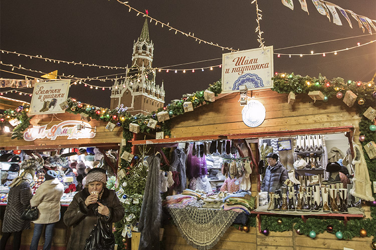 Какие завтра ярмарки. Московская ярмарка Новогиреево. Ярмарки в Подмосковье. Здания ярмарок в Москве. Московские ярмарки фасад.