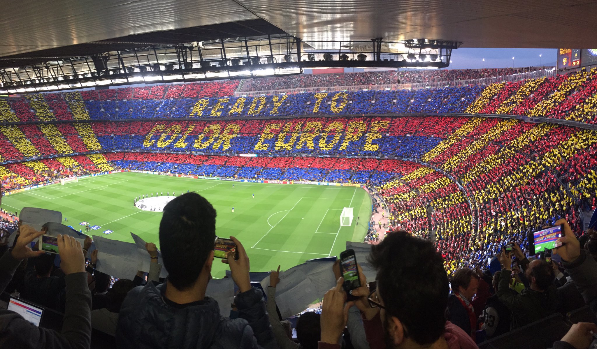Кампа нова. Барселона Камп ноу. ФК Барселона перфоманс Камп ноу. Стадион Барселона 2022. Камп ноу стадион внутри.