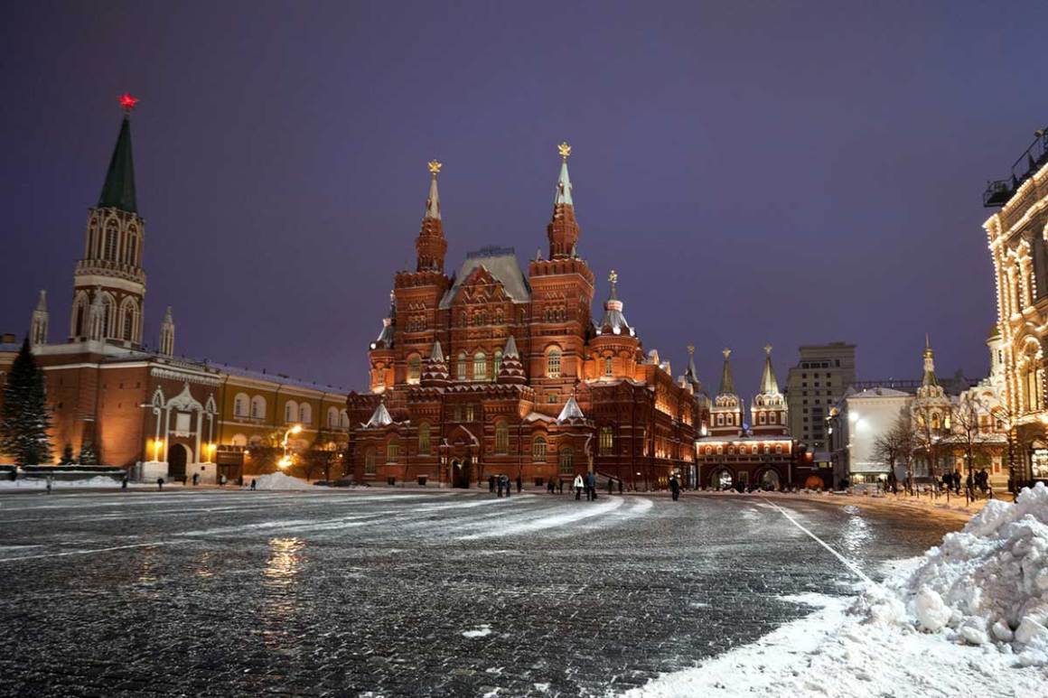 Красная площадь зимой фото. Красная площадь Москва зима. Площадь зима. Красная площадь зимой. Россия красная площадь зима.