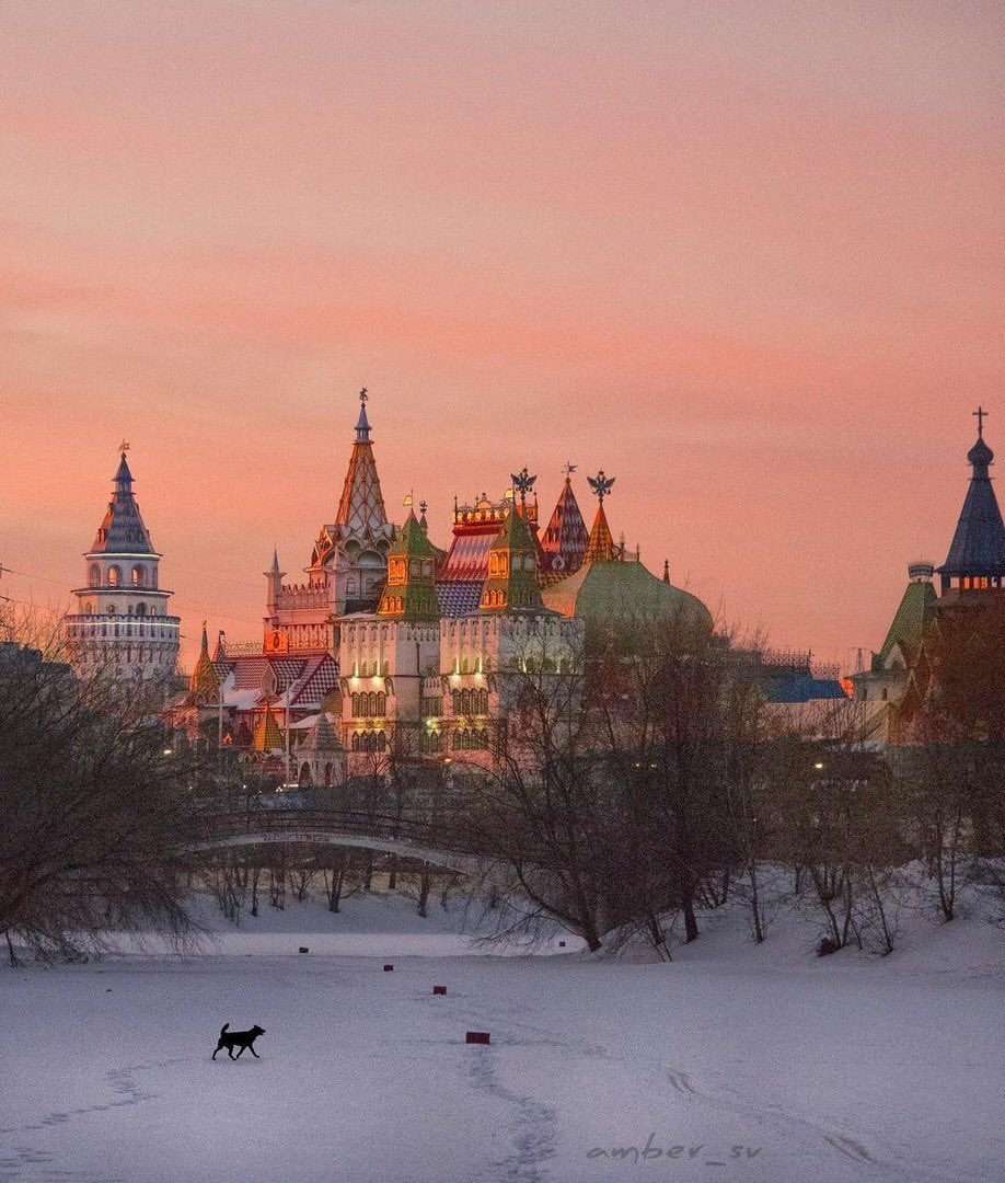 измайловский кремль в москве зимой