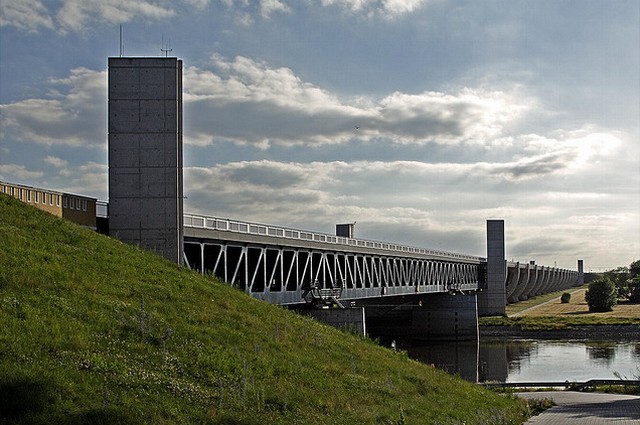 magdeburgskii-vodnyi-most-17