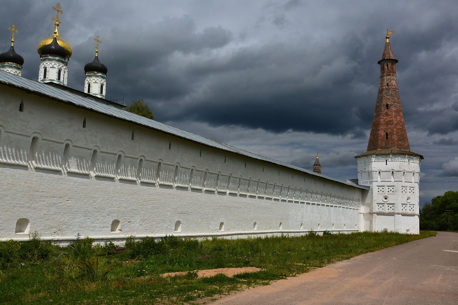 Московские действующие монастыри