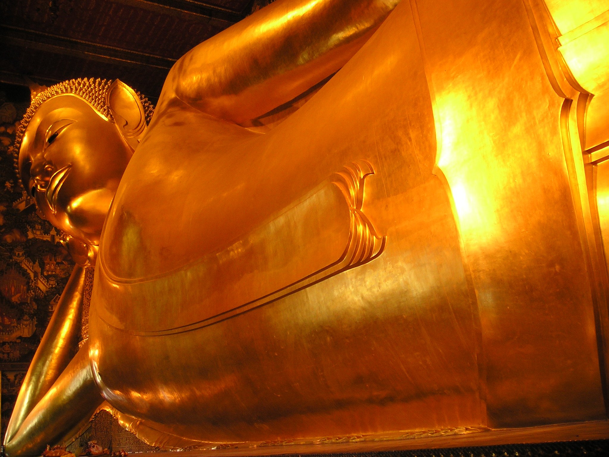 золотой будда в бангкоке
