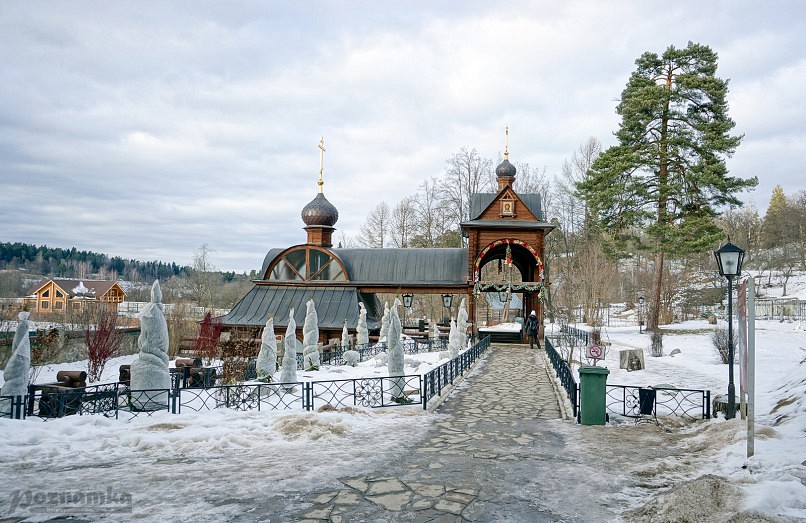 Святой источник-купальня преподобного Саввы Сторожевского в Звенигороде