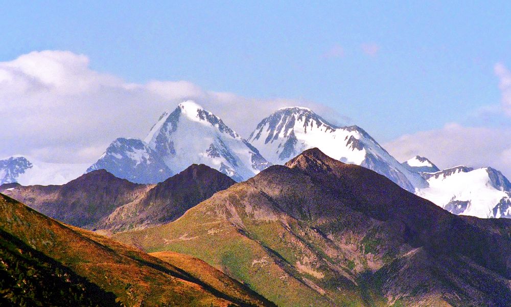 Гора Белуха на Алтае. Снято со стороны Казахстана