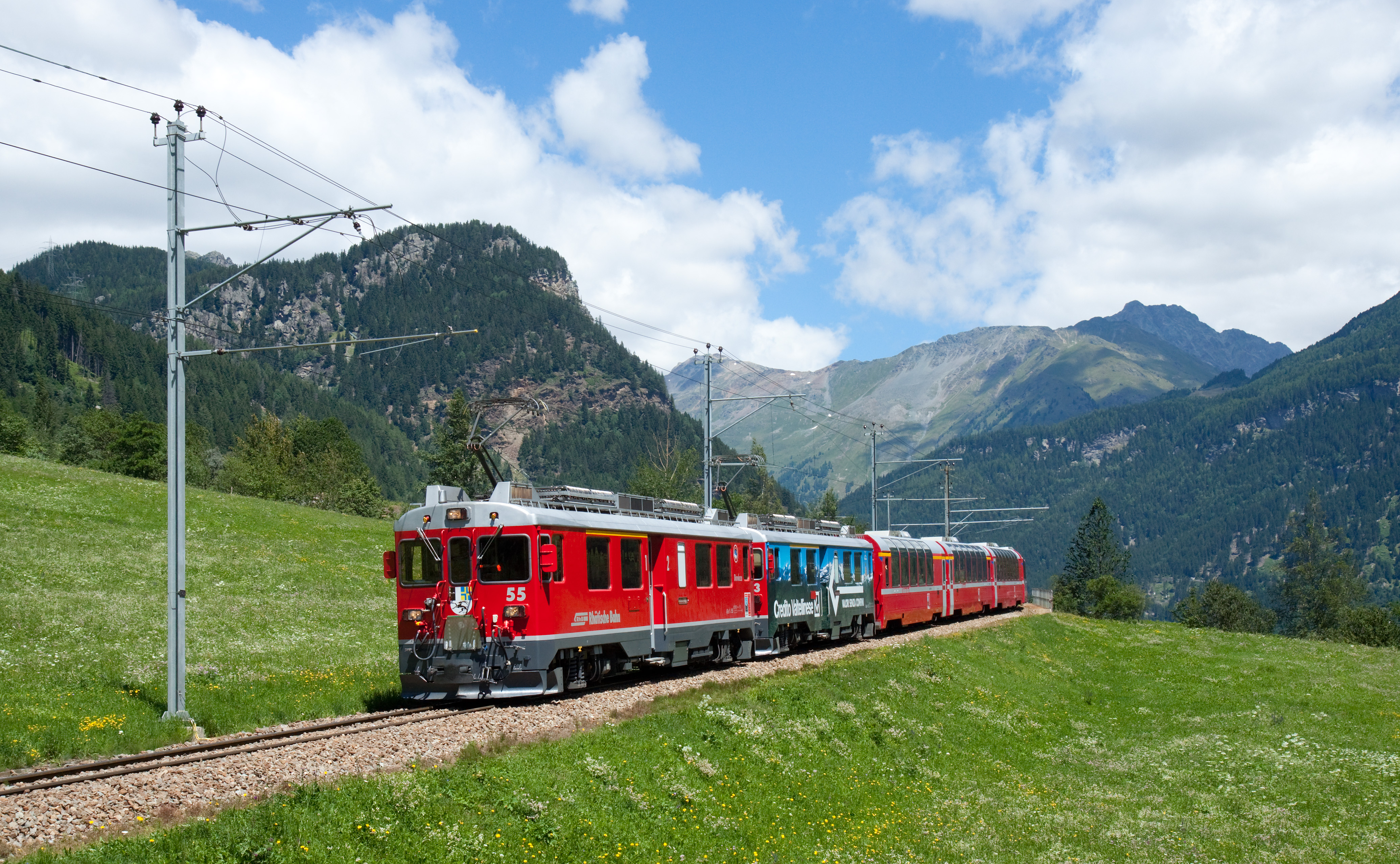 Туристические поезда отзывы. Железная дорога Горнерграт. Лихтенштейн железная дорога. Бернина экспресс. Достопримечательность Швейцарии железная дорога Горнерграт.