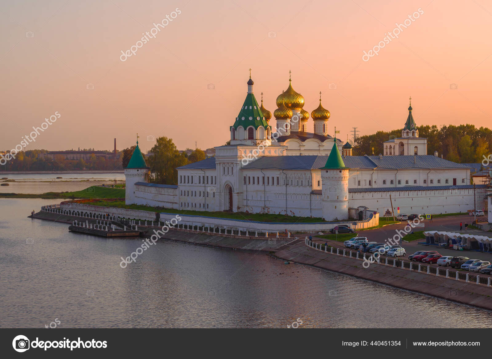 кострома фото города достопримечательности летом