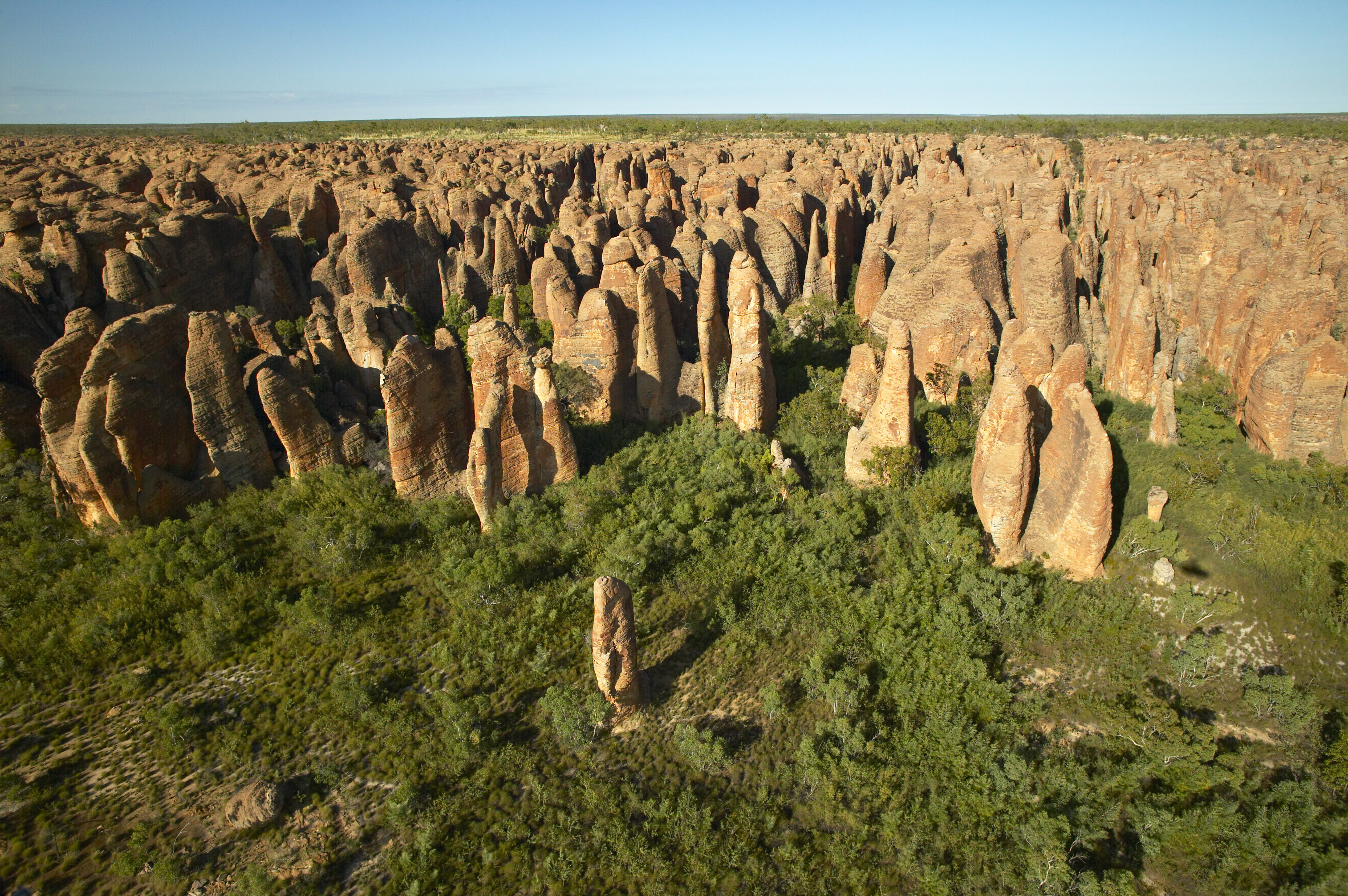 Северная австралия. Northern Territory Австралия. Национальный парк Личфилд. Австралии: гора Улуру, национальный парк Какаду. Национальный парк Араквал Австралия.