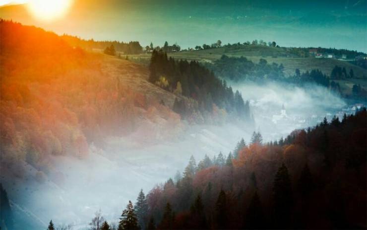 Румынские пейзажи. Туман в Карпатах