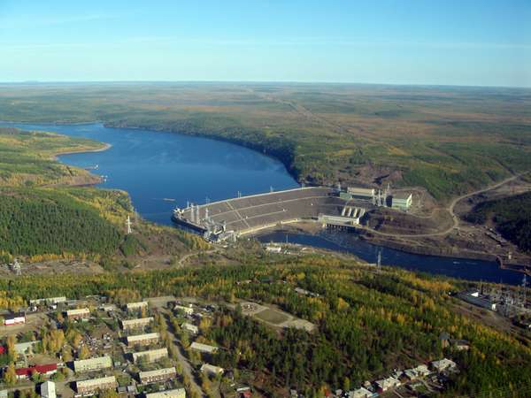 Вилюйское водохранилище — Википедия