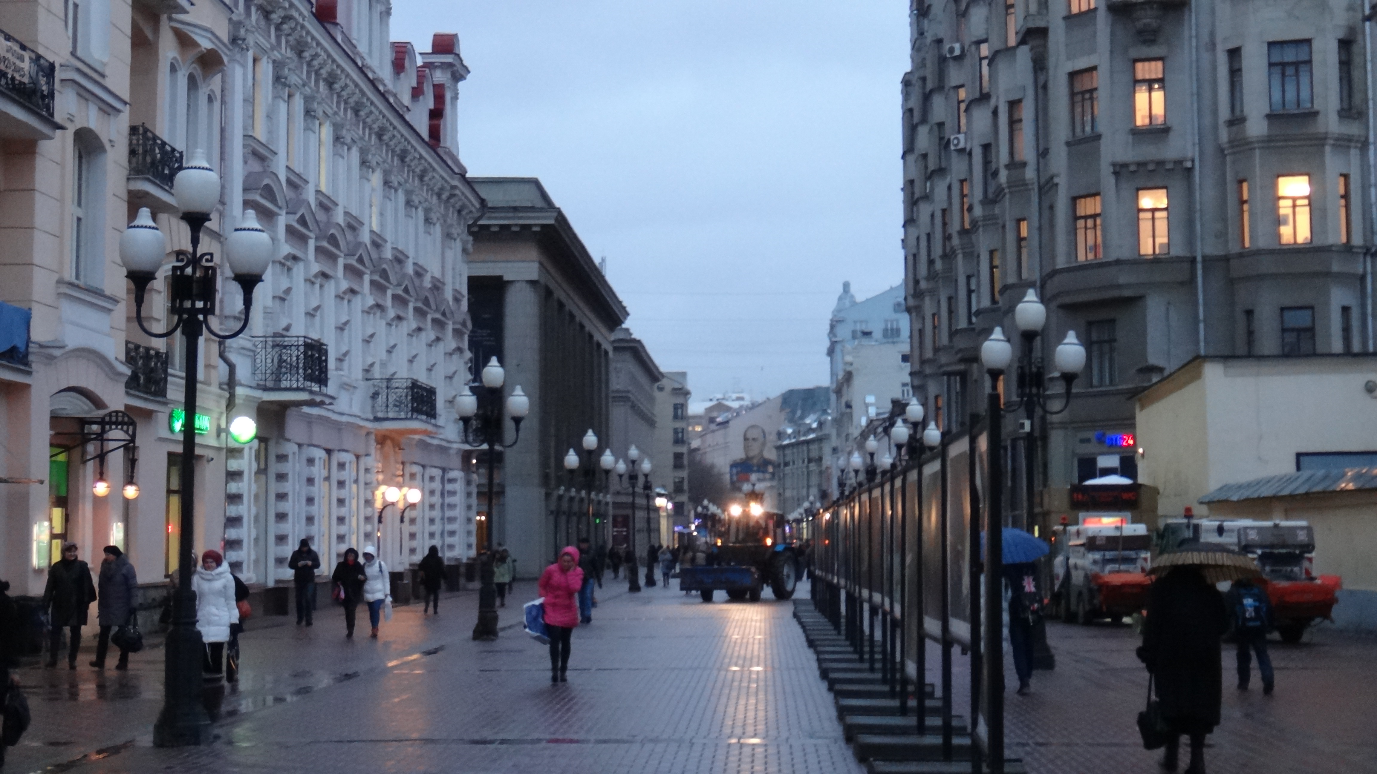 Охотный переулок. Улица Арбат (старый Арбат). Арбатская улица Москва. Арбат пешеходная улица. Арбат стрит Москва.