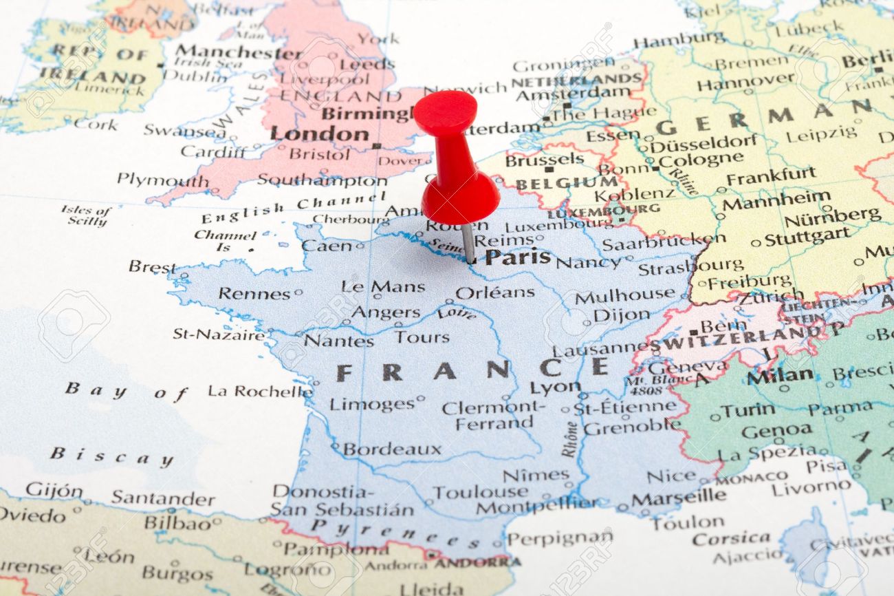 Местоположение на английском. Географическое положение Парижа на карте. Карта Франции. Париж на карте Франции. Географическое положение Франции.