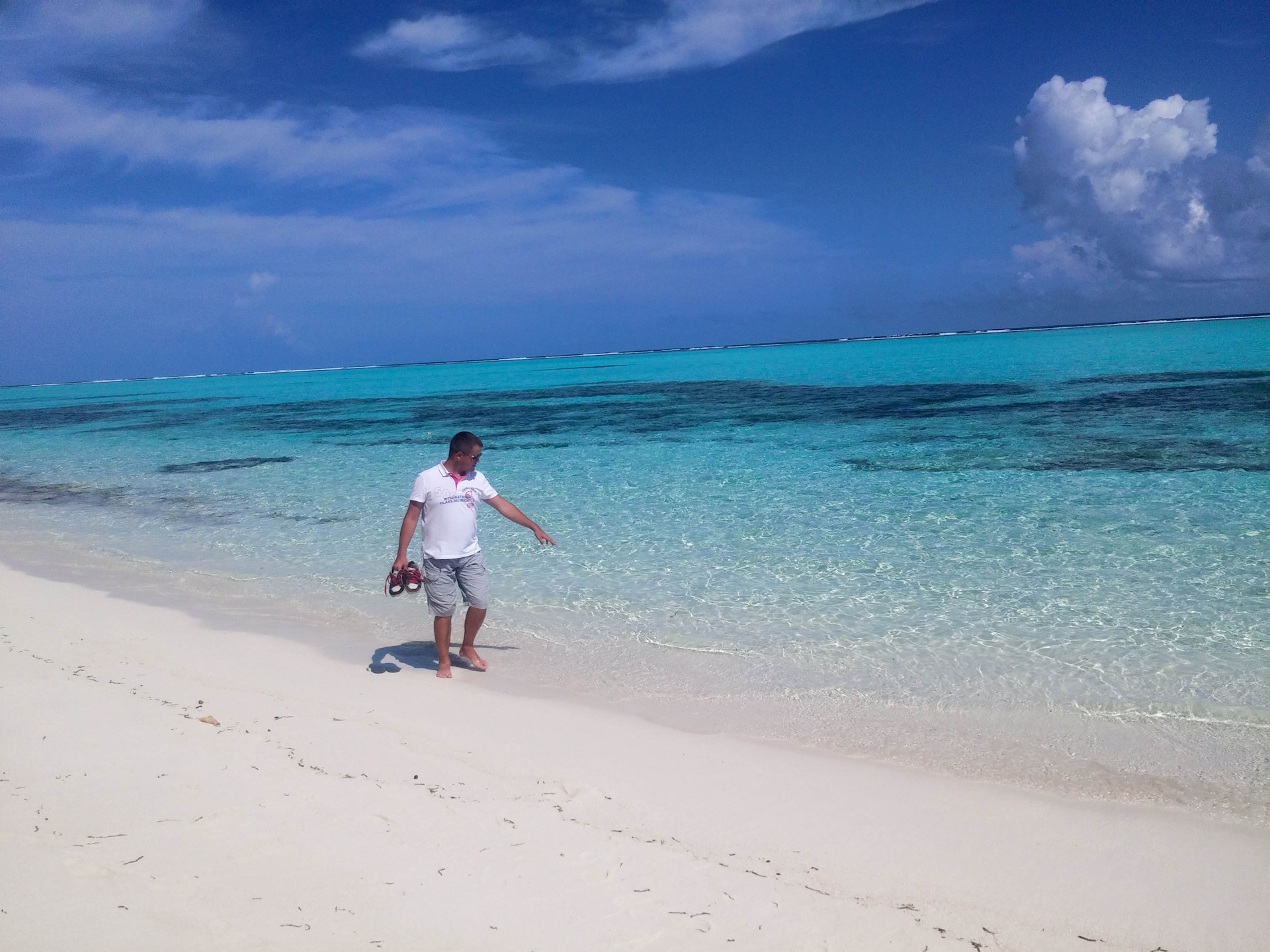 Мальдивы отзывы. Тодду Мальдивы. Пляж Тодду Мальдивы. Sandbank Мальдивы остров пикник. Остров Тодду Мальдивы фото.