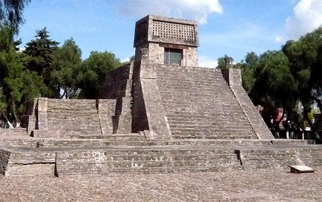 The Aztec Pyramid