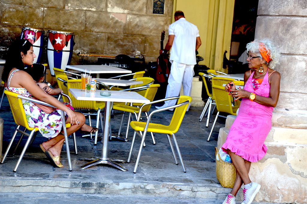 Настоящий кубинский. Куба для туристов. Туристы на Кубе. Отдыхающие на Кубе. Туризм на Кубе.